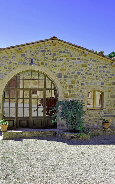 Arturo: Building Exterior, Garden, Outdoor