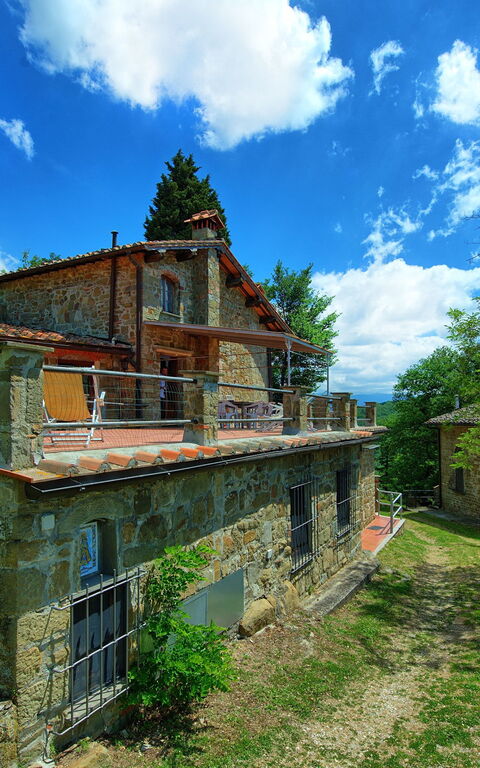 Panzalla: Building Exterior, Garden