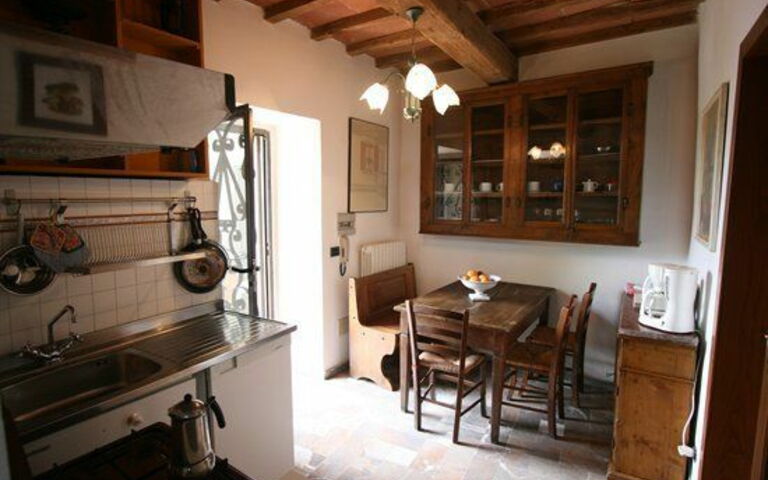 Accommodation Cappella: Dining Room, Kitchen