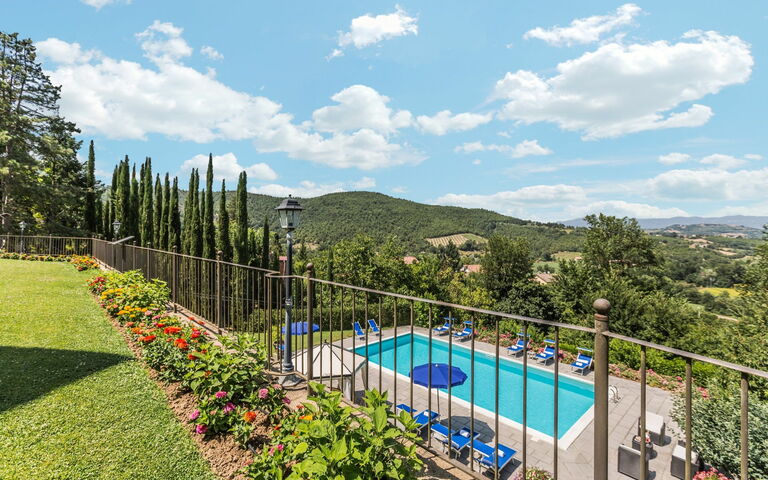Palazzo Rosadi: Garden, Pool