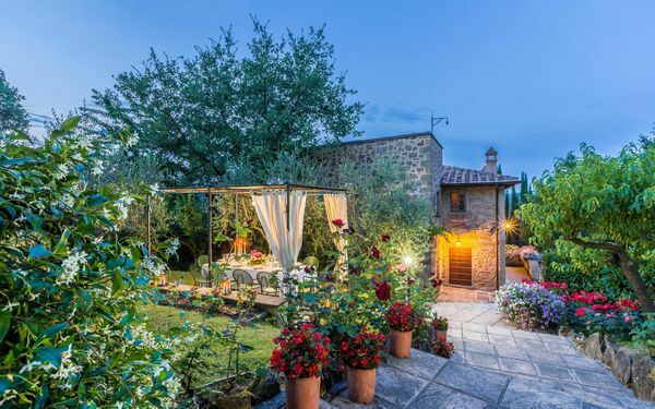 Torre del Cielo: Garden