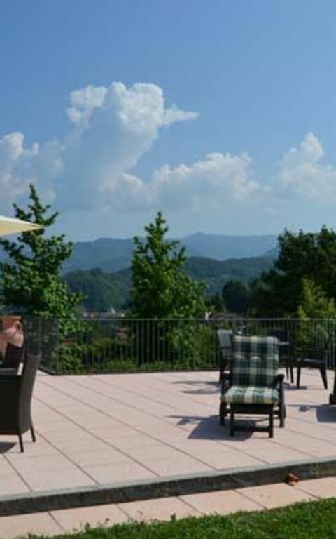 Villa Il Nido: Balcony / Terrace / Patio, Garden