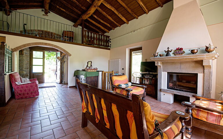 Villa Il Nido: Dining Room, Living Room