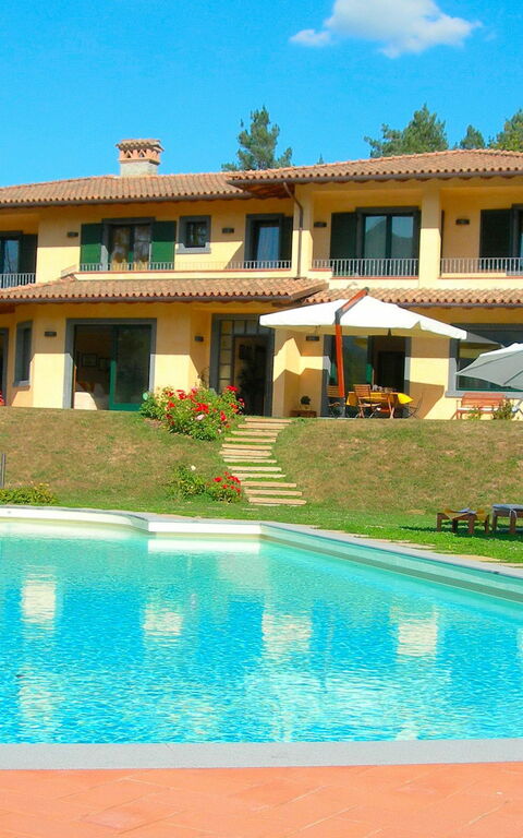 Villa Saida: Outdoor, Pool