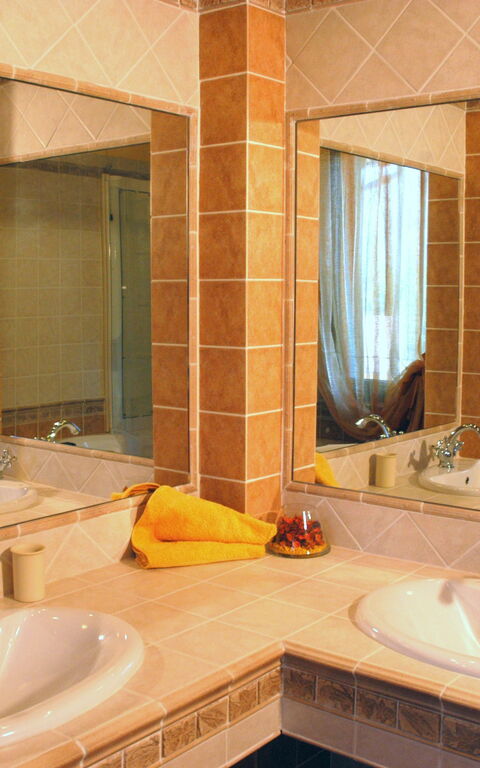 Villa Saida: Bathroom