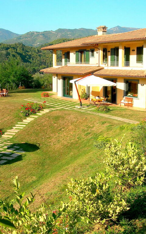 Villa Saida: Garden, Outdoor