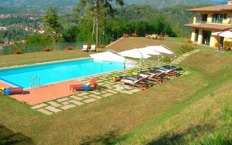 Villa Saida: Garden, Outdoor, Pool