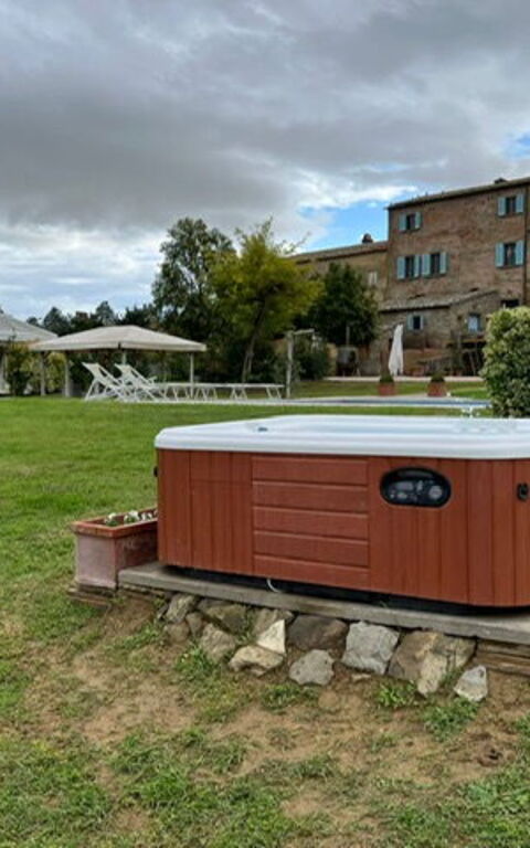 Villa Giare: Hot Tub, Outdoor