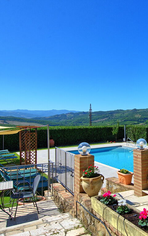 Cerretalta: Pool, Scenic View