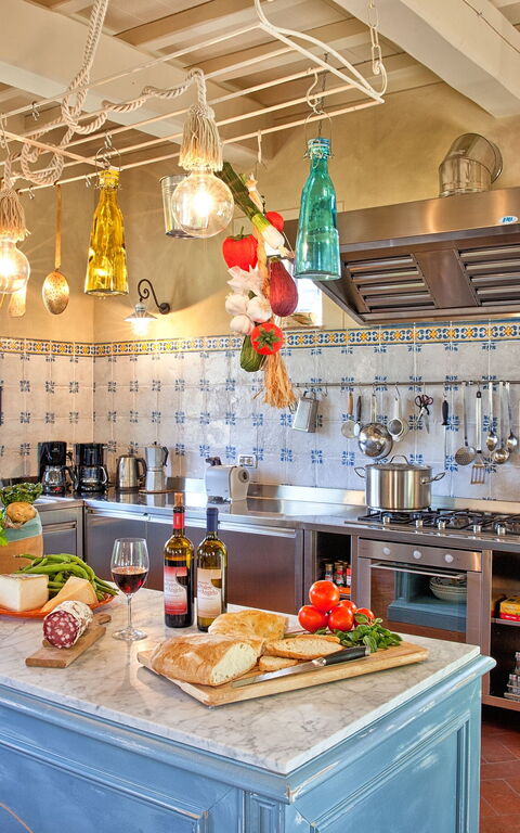 Villa Sant' Angelo: Kitchen