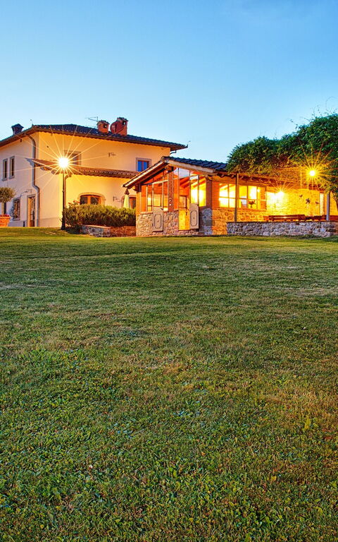 Villa Sant' Angelo: Building Exterior, Garden