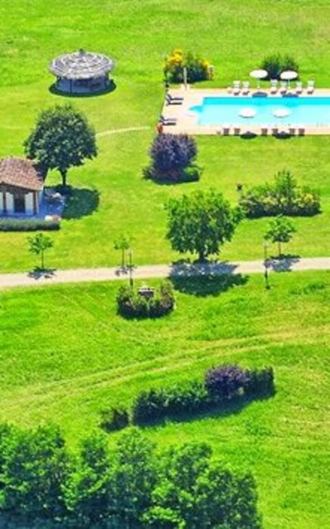Villa Sant' Angelo: Garden, Scenic View