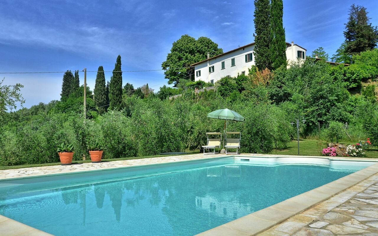 Villa Buonaparte: Garden, Pool