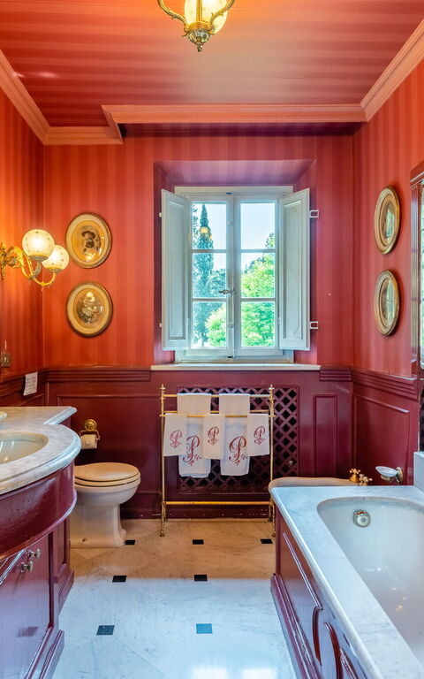 Villa De Ranieri: Bathroom
