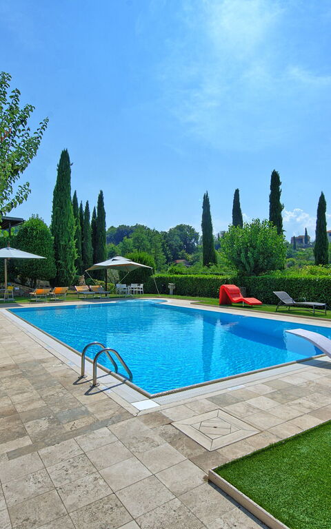 Poggiluglio: Garden, Pool