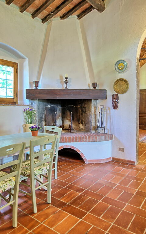 Villa Campogialli: Dining Room, Kitchen