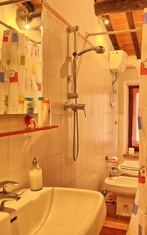 Villa Campogialli: Bathroom