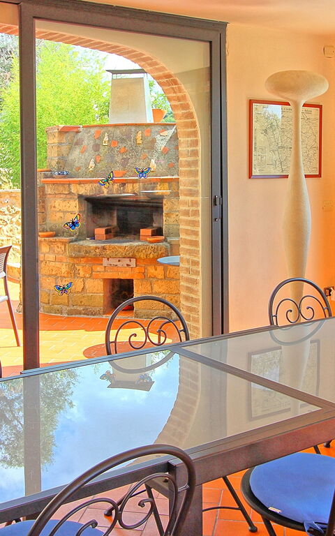 Guardistallo: Dining Room, Living Room