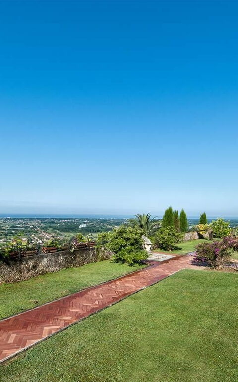 Villa Camaiore: Garden, Scenic View