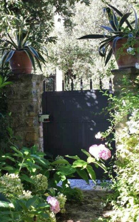 Villa Nova: Building Exterior, Outdoor