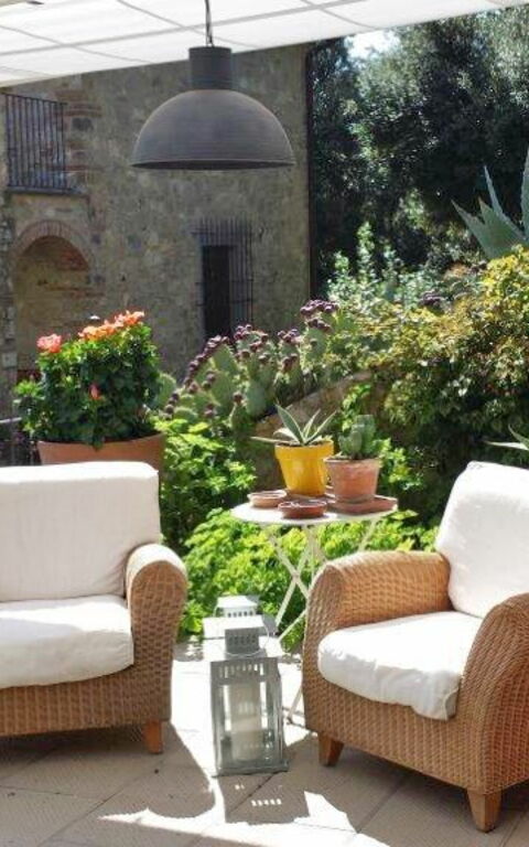 Villa Nova: Building Exterior, Outdoor