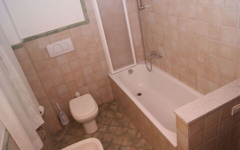 Accommodation La Valle 3: Bathroom