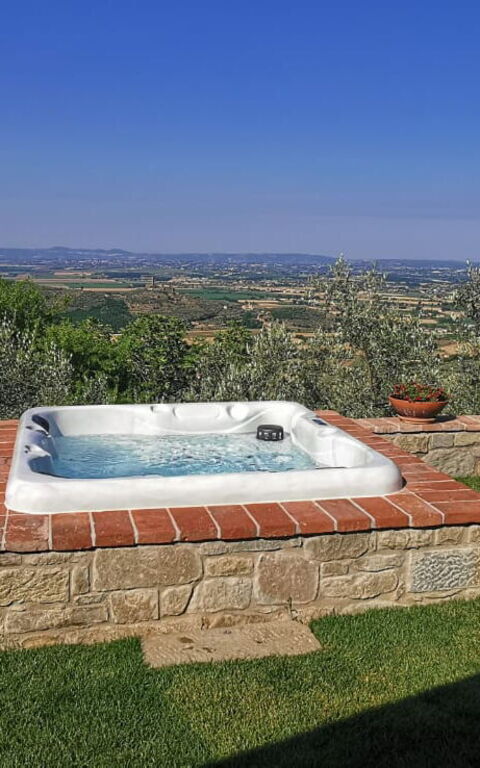 Villa Noceta: Garden, Pool, Scenic View