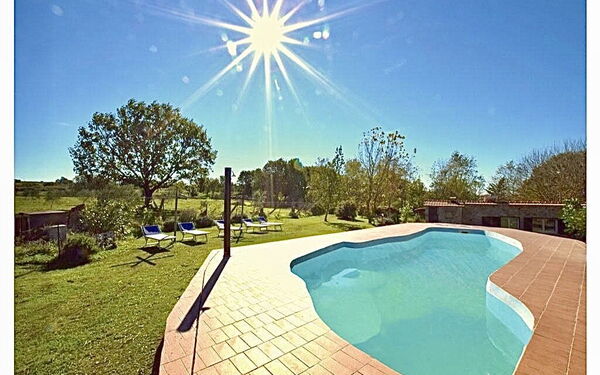 Funghi 2: Building Exterior, Garden, Outdoor, Pool