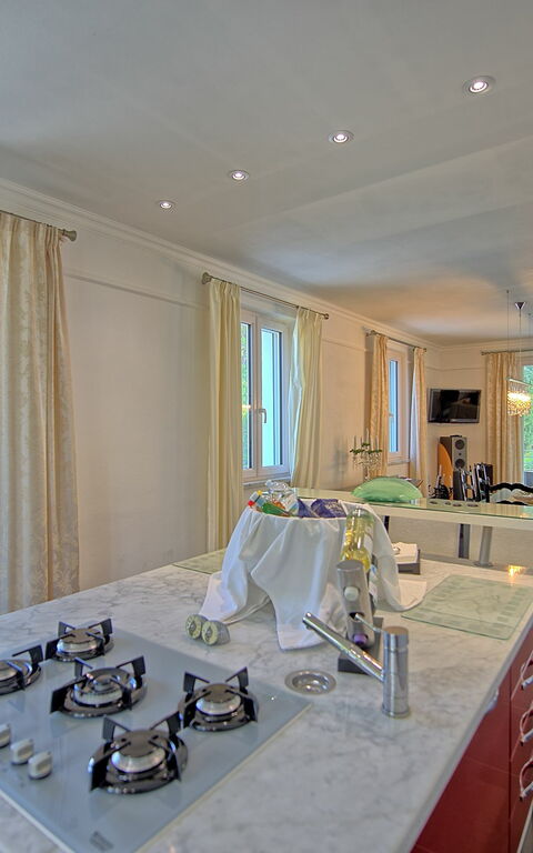 Villa Raffaela: Dining Room, Kitchen