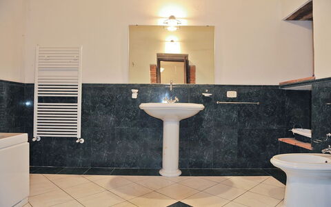 Accommodation Azzara: Bathroom