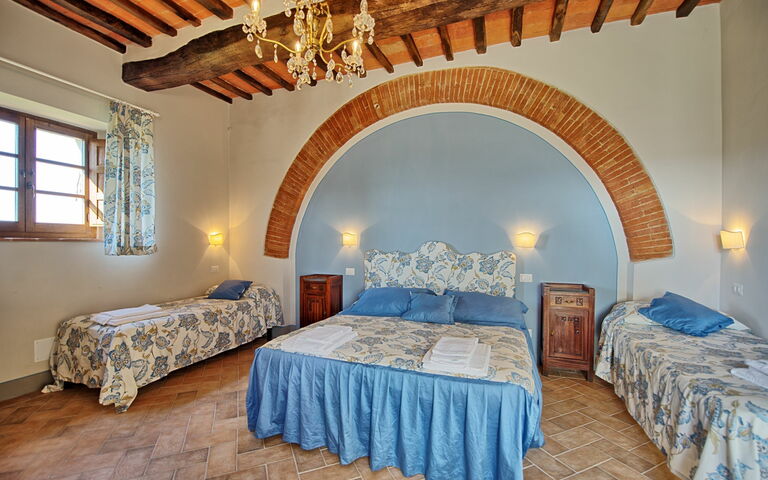 Accommodation Granaio Apartment: Bedroom