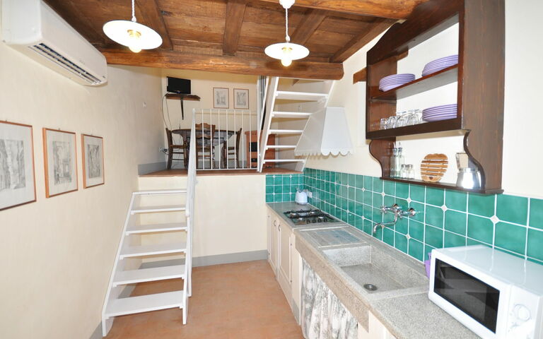 Accommodation Forno House: Dining Room, Kitchen, Living Room