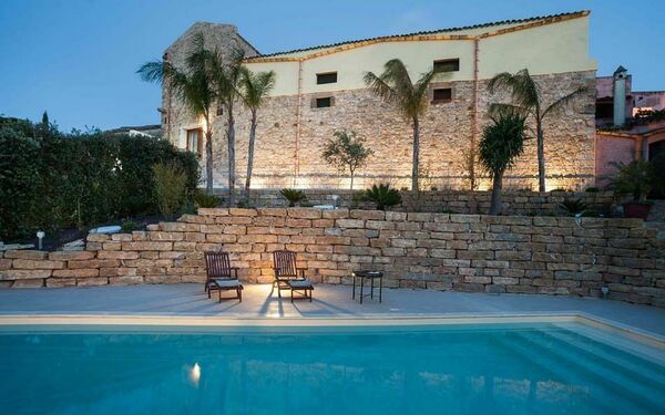 Baglio Maranzano - Marietta: Building Exterior, Pool