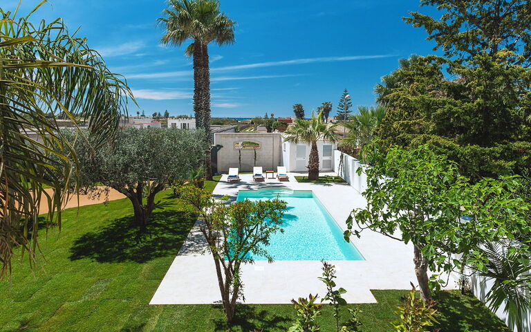 Casa Marsala: Garden, Pool