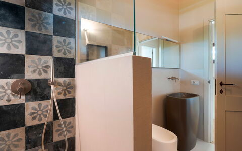 Accommodation Isla Verde - Carrubi: Bathroom