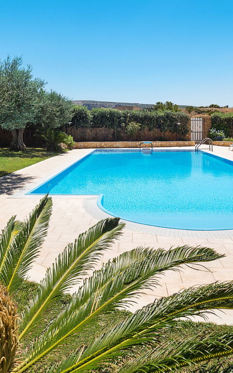 Afrodite: Garden, Outdoor, Pool, Summer