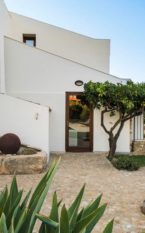 Villa Ager Costa: Building Exterior, Outdoor