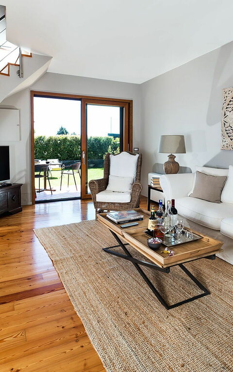 Viagrande: Living Room