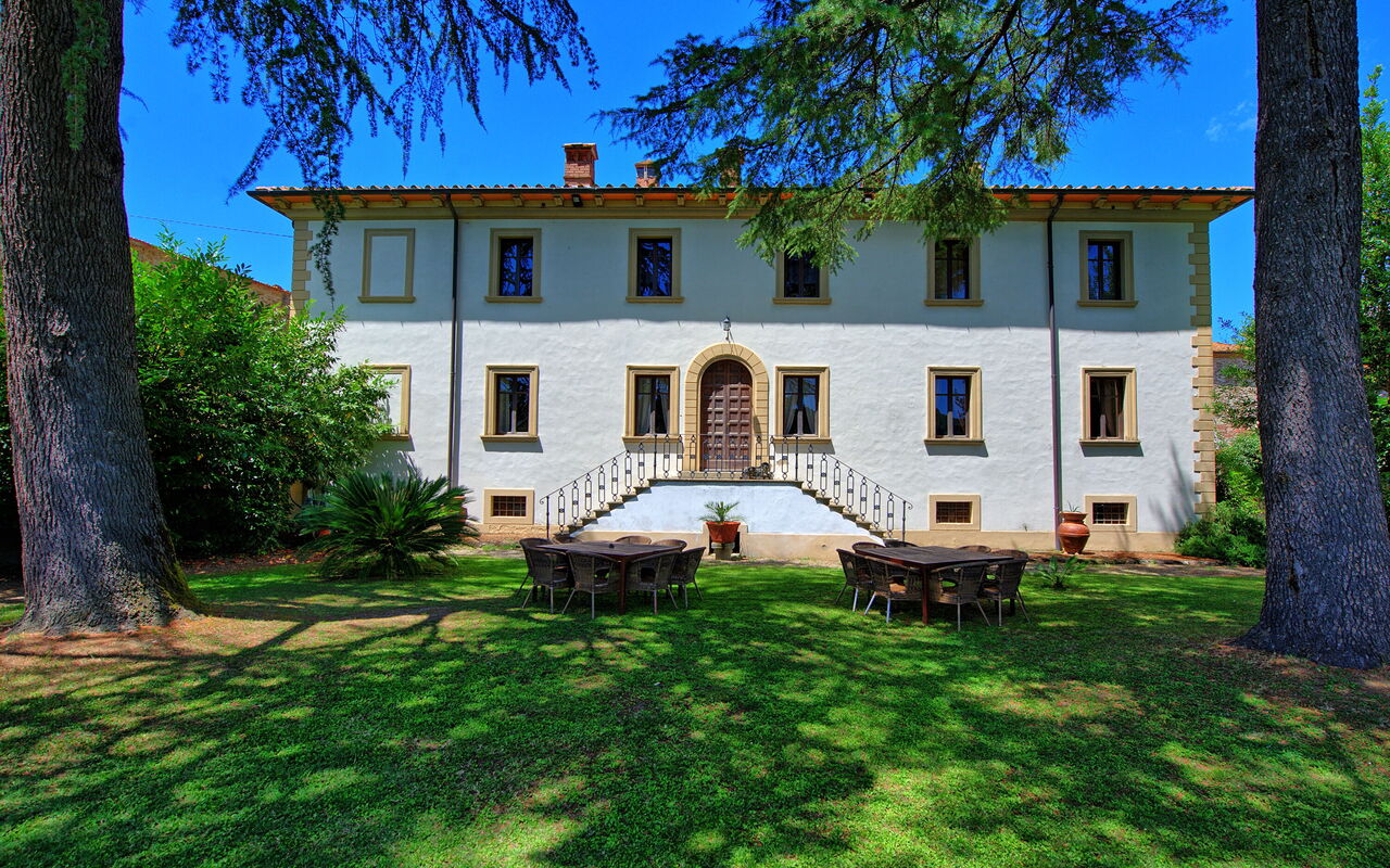 Villa Capolona: Garden, Outdoor