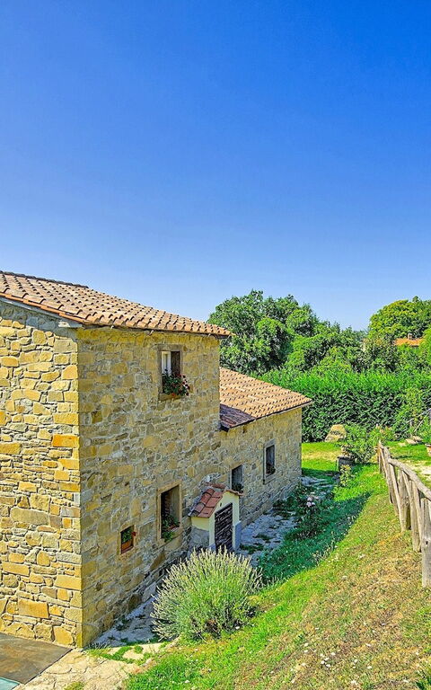 Villa Margherita Uno: Building Exterior, Garden