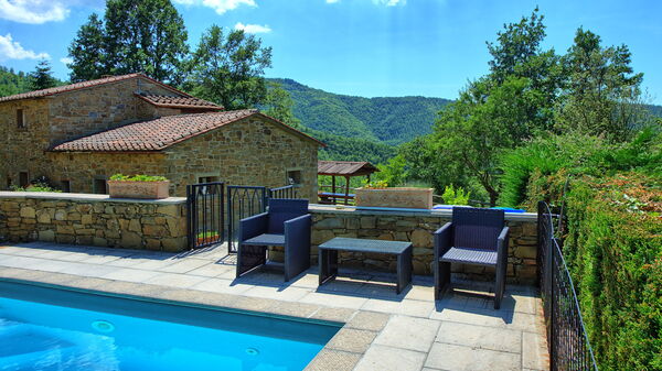 Villa Margherita Uno: Building Exterior, Outdoor, Pool