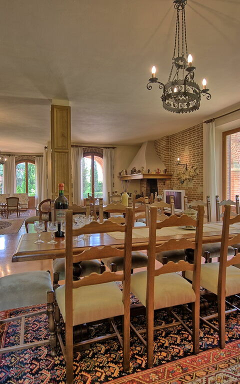 Villa Lauretana: Dining Room, Living Room