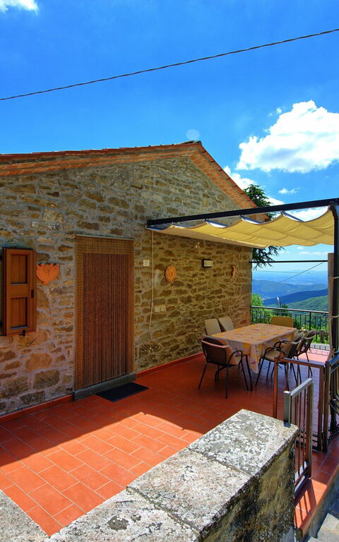 Villa Portole Uno: Building Exterior, Garden