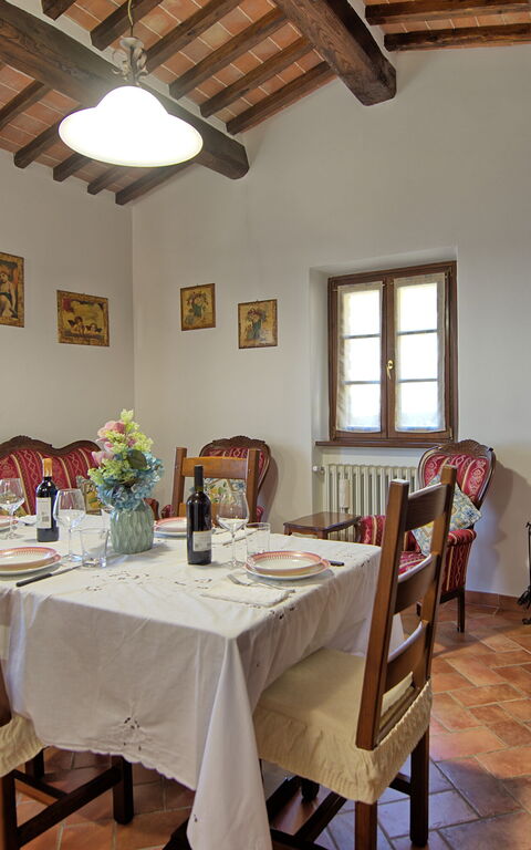 Villa Portole Due: Dining Room, Kitchen, Living Room