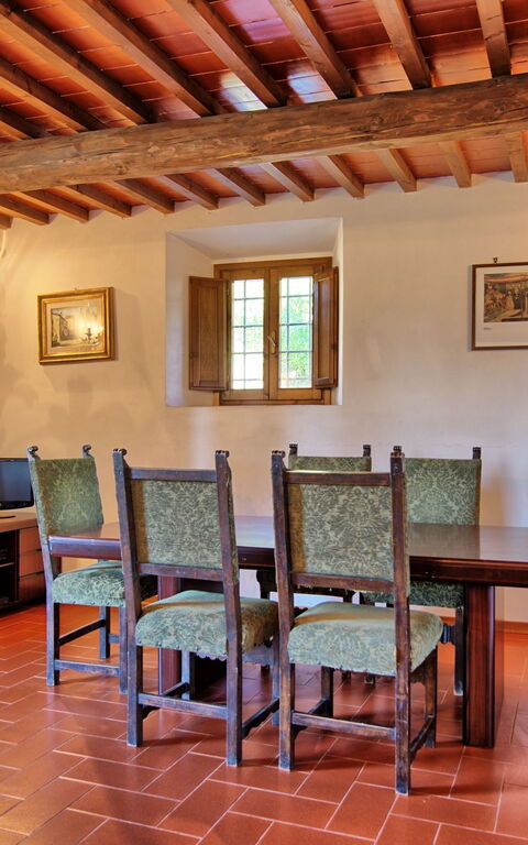 Casale Giotto: Dining Room, Living Room