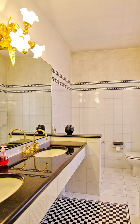 Villa Lorena: Bathroom