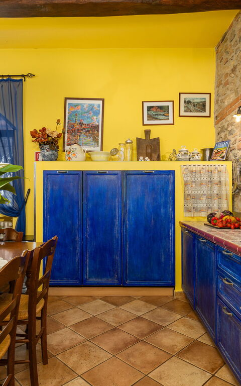 Villa Sabrina: Dining Room, Kitchen