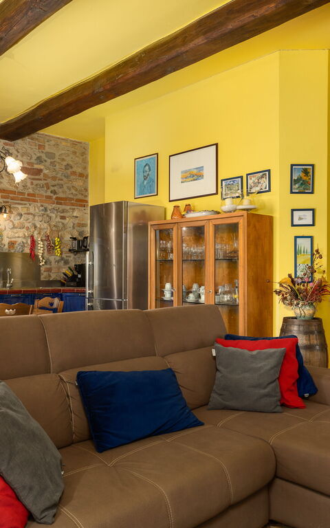 Villa Sabrina: Kitchen, Living Room