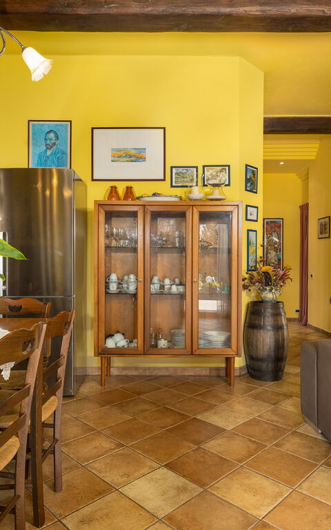 Villa Sabrina: Dining Room, Living Room