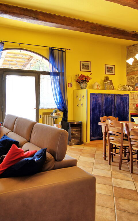 Villa Sabrina: Dining Room, Kitchen, Living Room